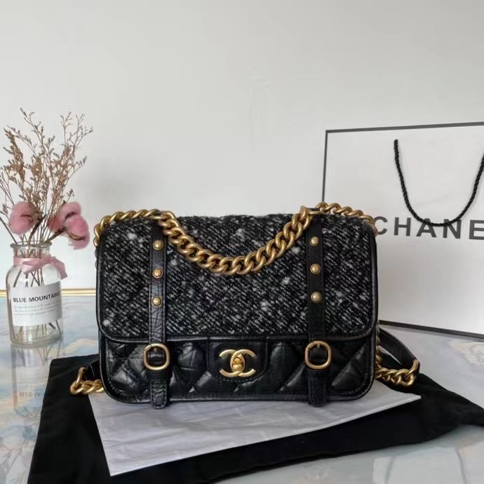 Chanel FLAP BAG AS2696 black