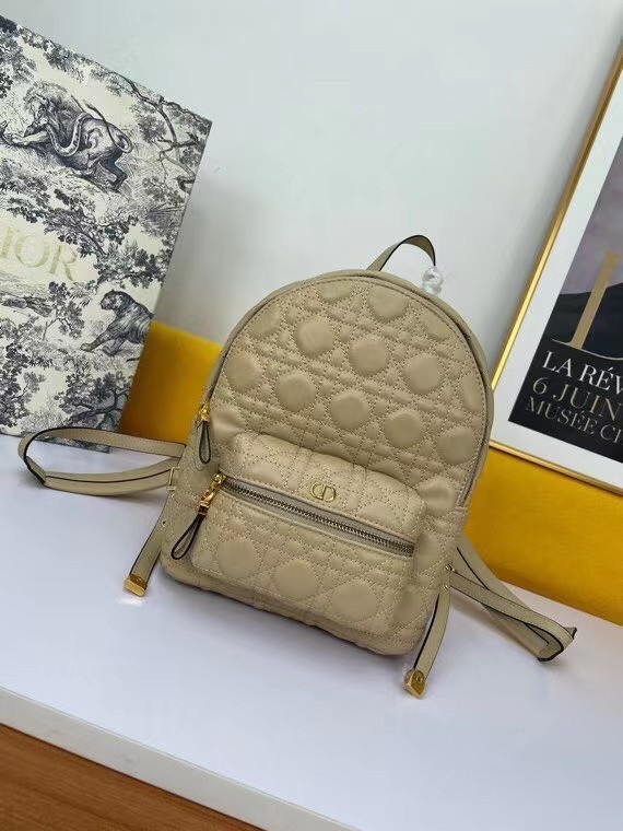 SMALL DIOR BACKPACK Cannage Lambskin M9222U Beige