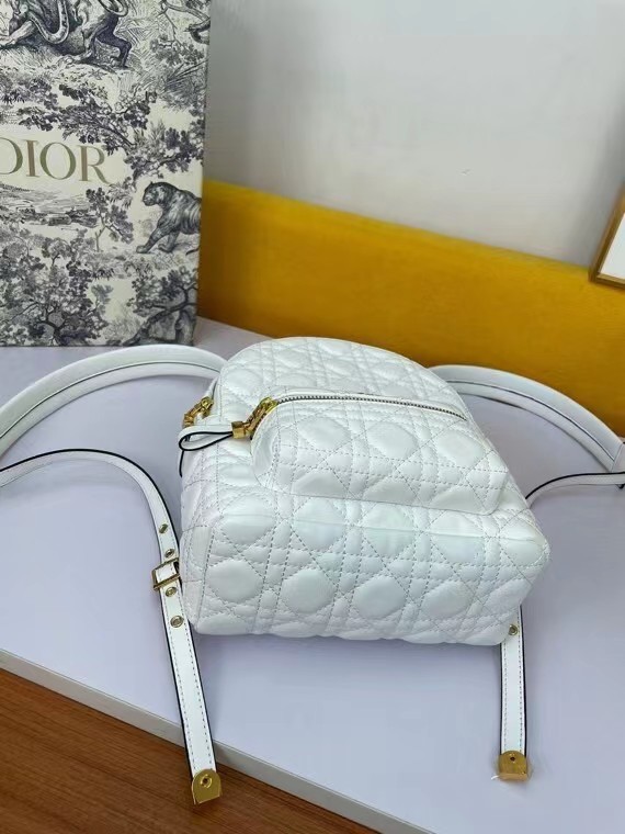 SMALL DIOR BACKPACK Cannage Lambskin M9222U WHITE