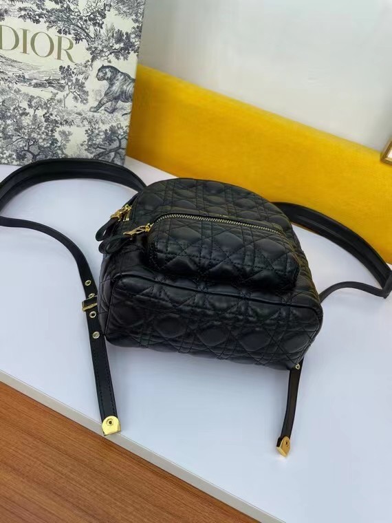 SMALL DIOR BACKPACK Cannage Lambskin M9222U black