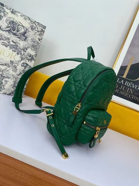 SMALL DIOR BACKPACK Cannage Lambskin M9222U green