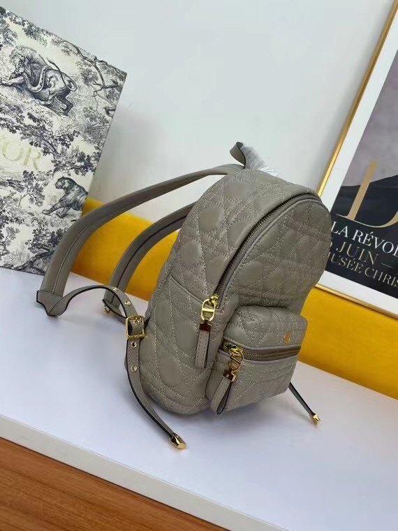 SMALL DIOR BACKPACK Cannage Lambskin M9222U light grey