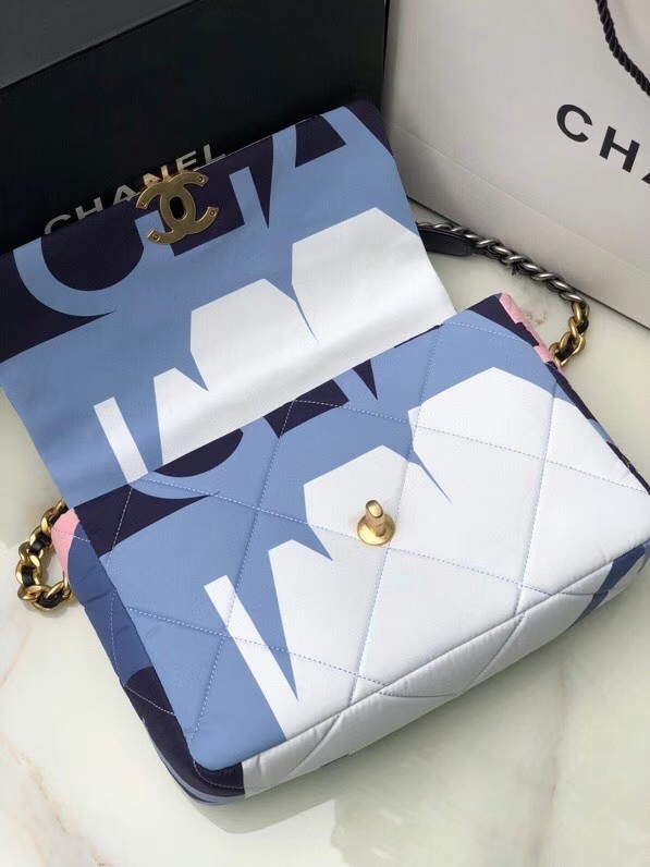 Chanel 19 flap bag AS1160 blue