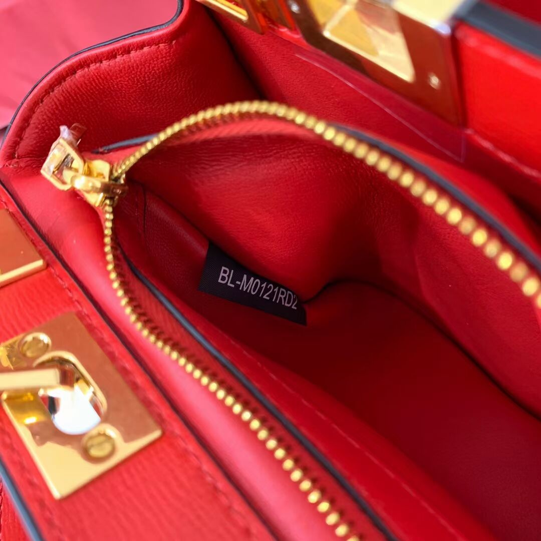 VALENTINO calf leather handbag V0754 red