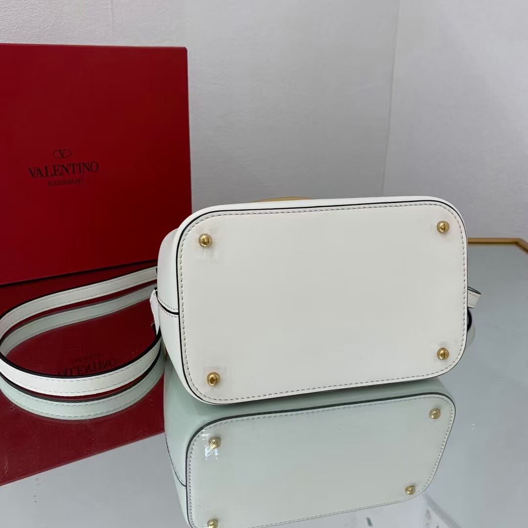 VALENTINO calf leather handbag V0754 white