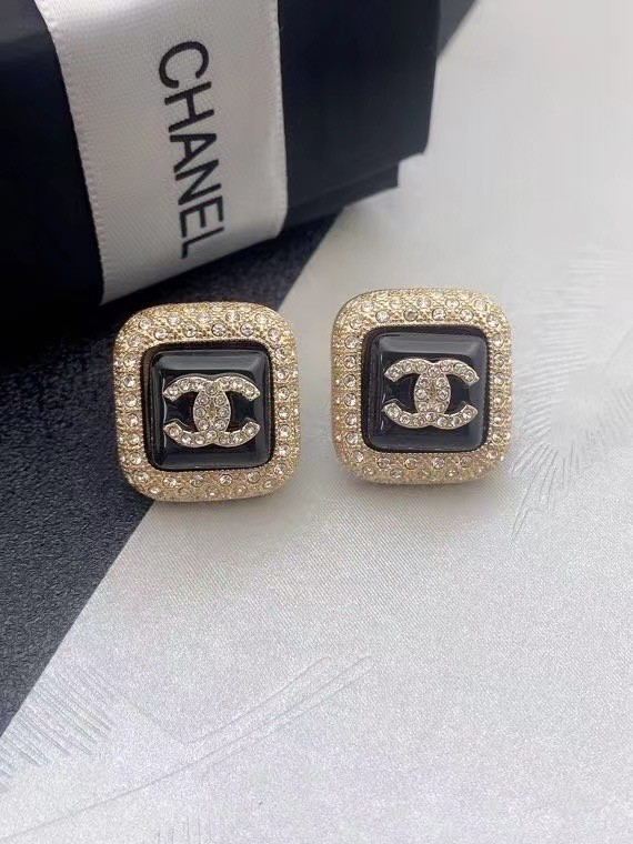 Chanel Earrings CE6691