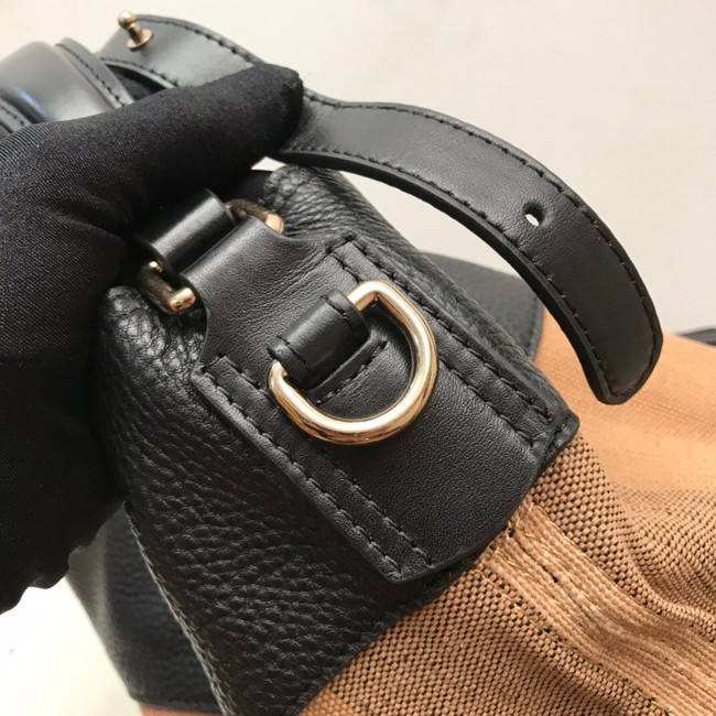 BurBerry Leather Shoulder Bag 3982 Black