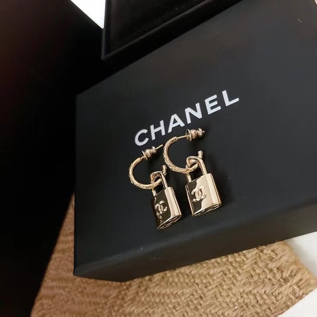 Chanel Earrings CE6698