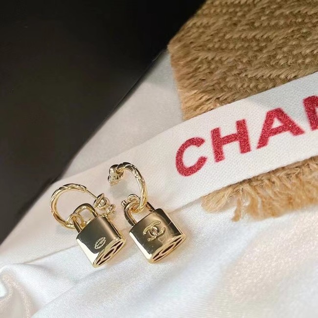 Chanel Earrings CE6698