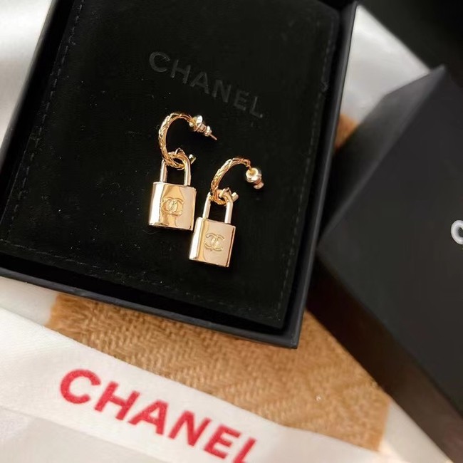 Chanel Earrings CE6698