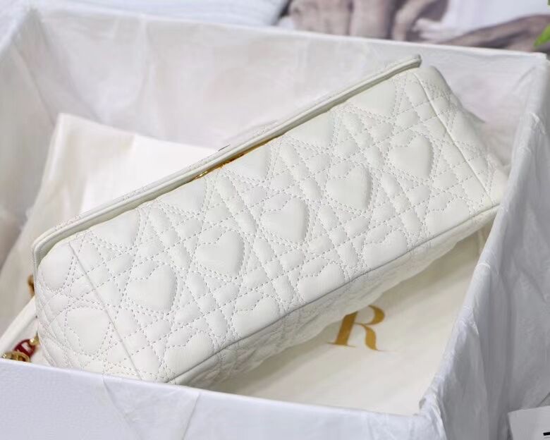 MEDIUM DIORAMOUR DIOR CARO BAG Cannage Calfskin with Heart Motif M9242WNG WHITE