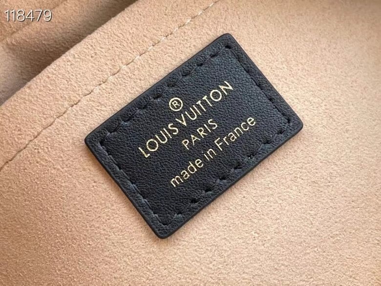 Louis Vuitton TROCA PM M59116 black