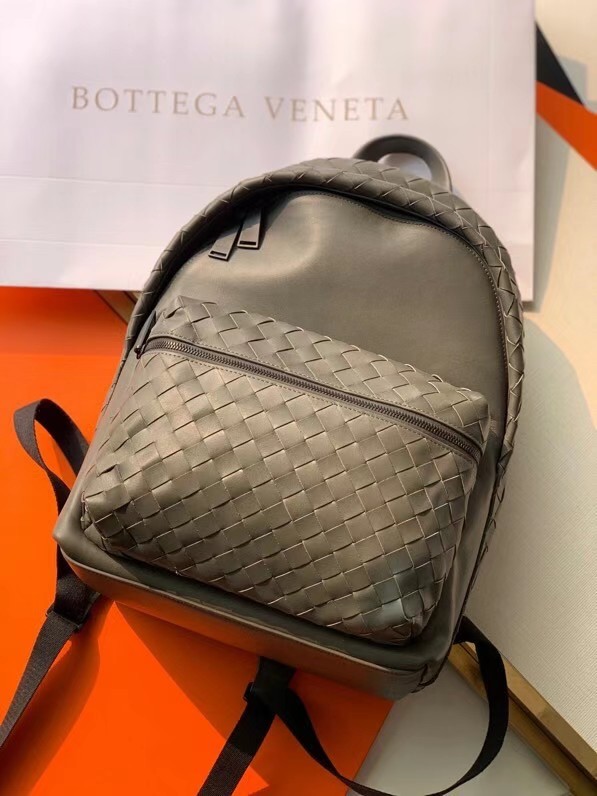 Bottega Veneta CLASSIC INTRECCIATO Intrecciato leather backpack 7786 grey