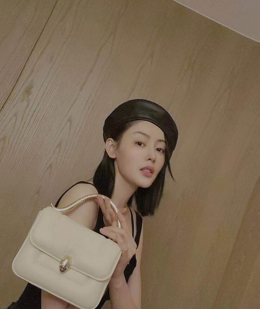 Bvlgari Serpenti Forever leather small crossbody bag B209107 white