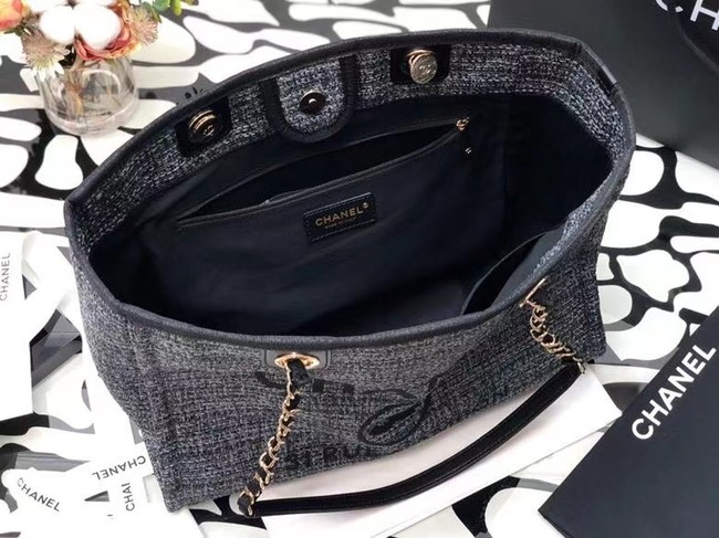 Chanel Shopping bag MM A67001 black