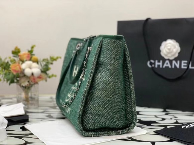 Chanel Shopping bag MM A67001 green