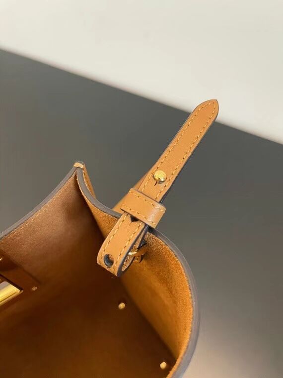 FENDI WAY small leather bag 5FB6846 brown