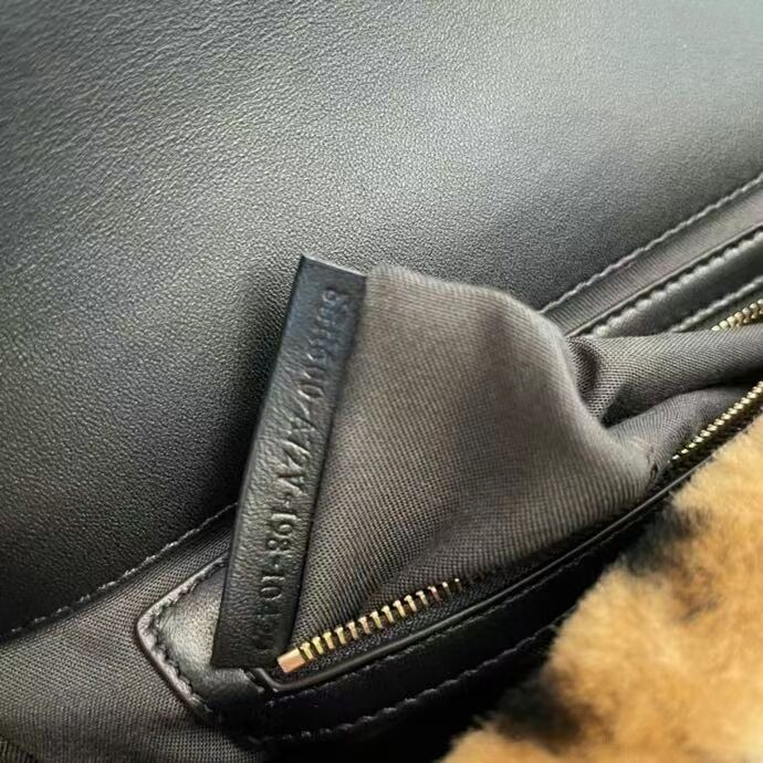 Fendi BAGUETTE lambswool Leather bag 5FB0332 brown