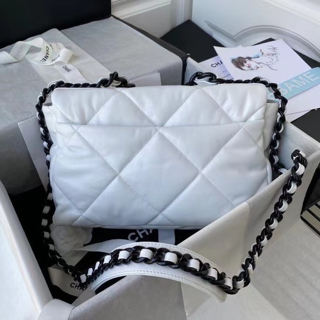 CHANEL Lambskin 19 Flap Bag AS1160 AS1161 black&white