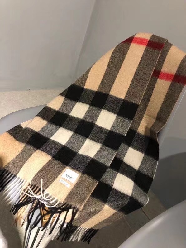 Burberry  scarf Wool&Cashmere 33681