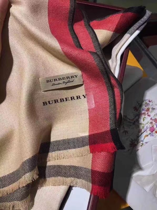Burberry scarf Wool&Cashmere 33659-1
