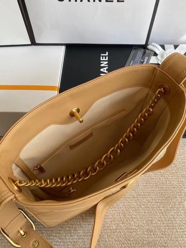 Chanel leather Shoulder Bag AS2844 Apricot