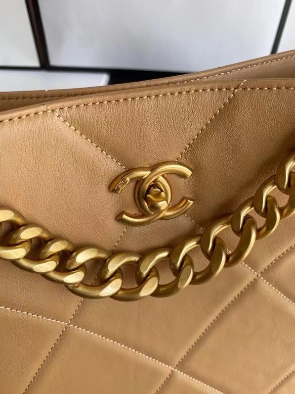 Chanel leather Shoulder Bag AS2844 Apricot