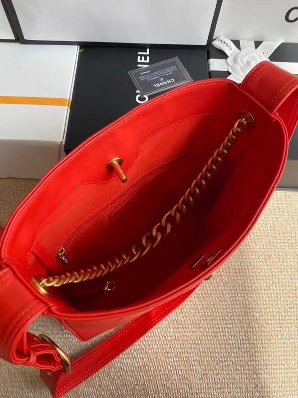Chanel leather Shoulder Bag AS2844 red