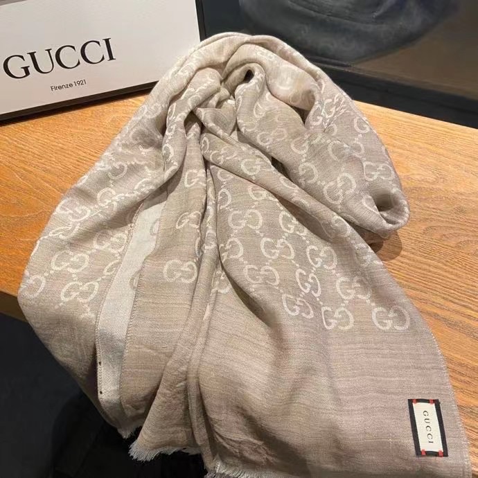 Gucci scarf Wool&Cashmere 33664-1