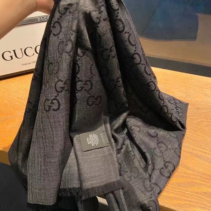 Gucci scarf Wool&Cashmere 33664-2