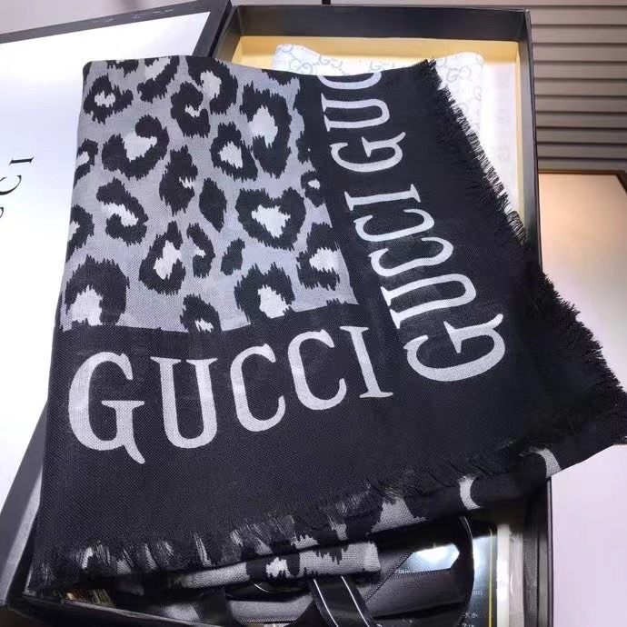 Gucci scarf Wool&Cashmere 33668-2
