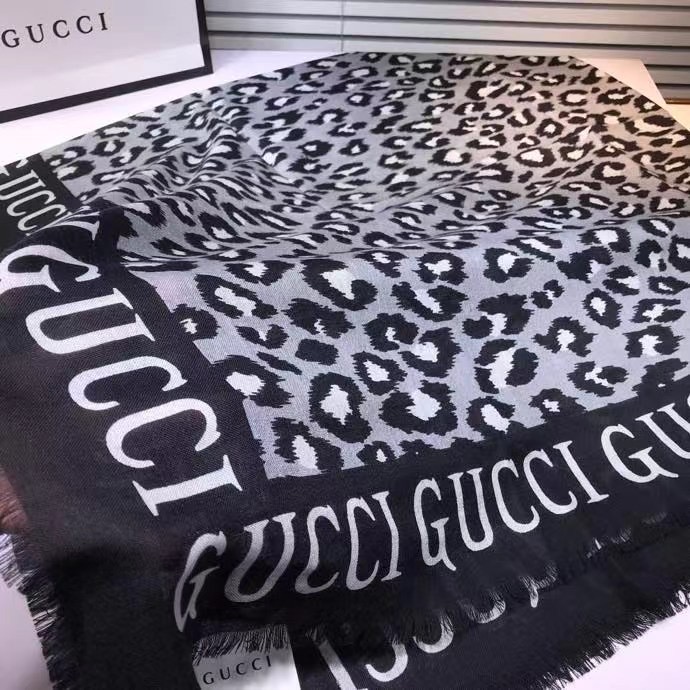 Gucci scarf Wool&Cashmere 33668-2