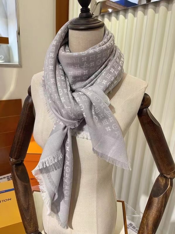 Louis Vuitton scarf Wool&Cashmere 33673-1