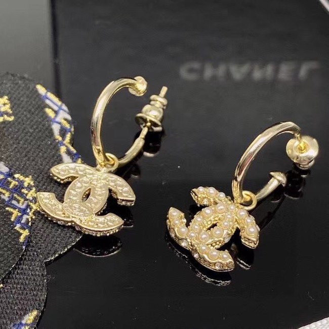 Chanel Earrings CE7000