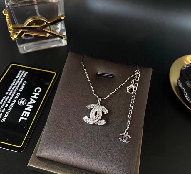 Chanel Necklace CE6999