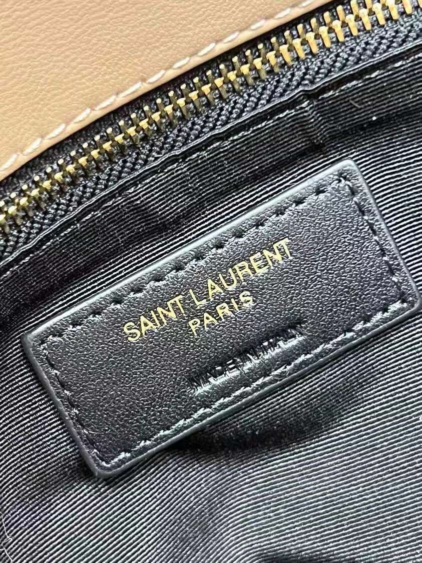 Yves Saint Laurent PUFFER BAG IN MERINO SHEARLING AND LAMBSKIN 179540 NATURAL BEIGE