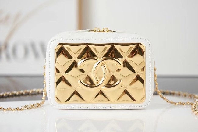 Chanel mini leather Shoulder Bag AP2393 white