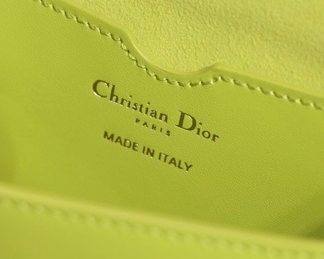 MEDIUM DIOR BOBBY BAG Warm Taupe Box Calfskin M9327 lemon