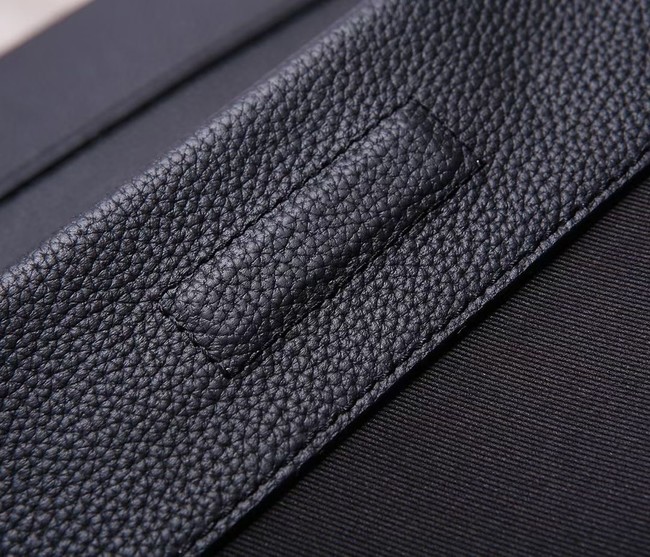 Louis Vuitton MESSENGER M57080 black