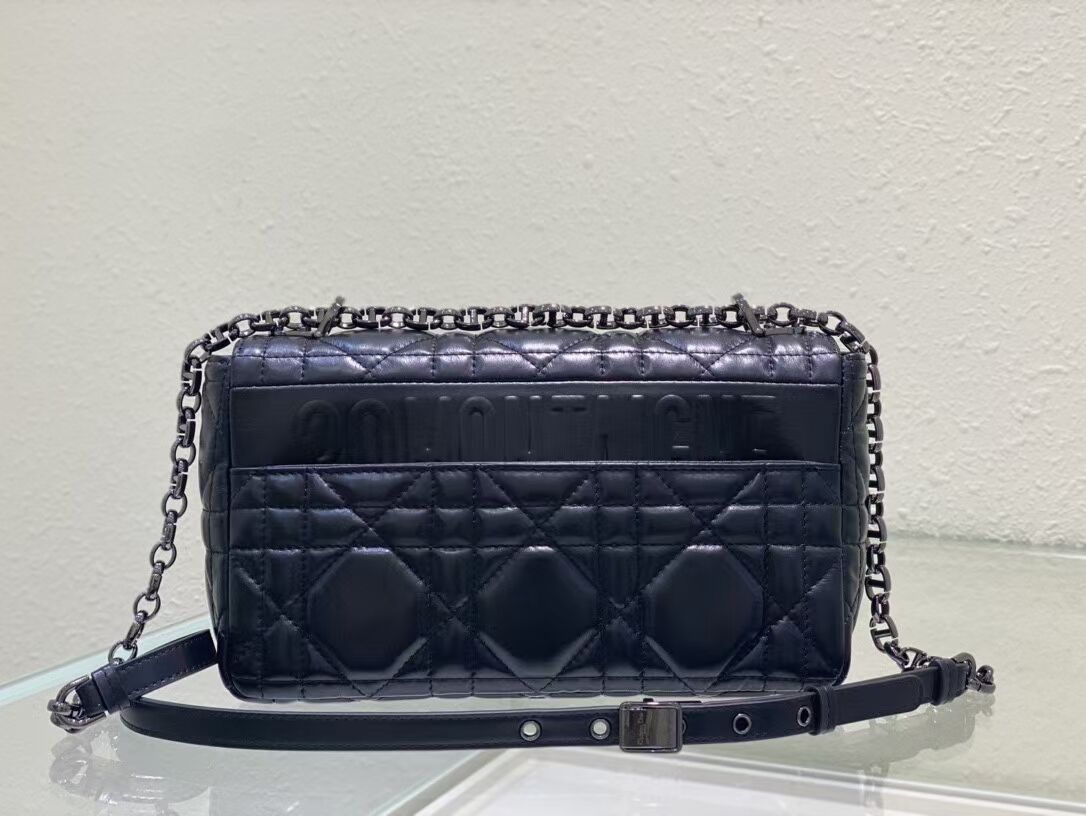 MEDIUM DIOR CARO BAG Gradient Cannage Lambskin M9242WN black