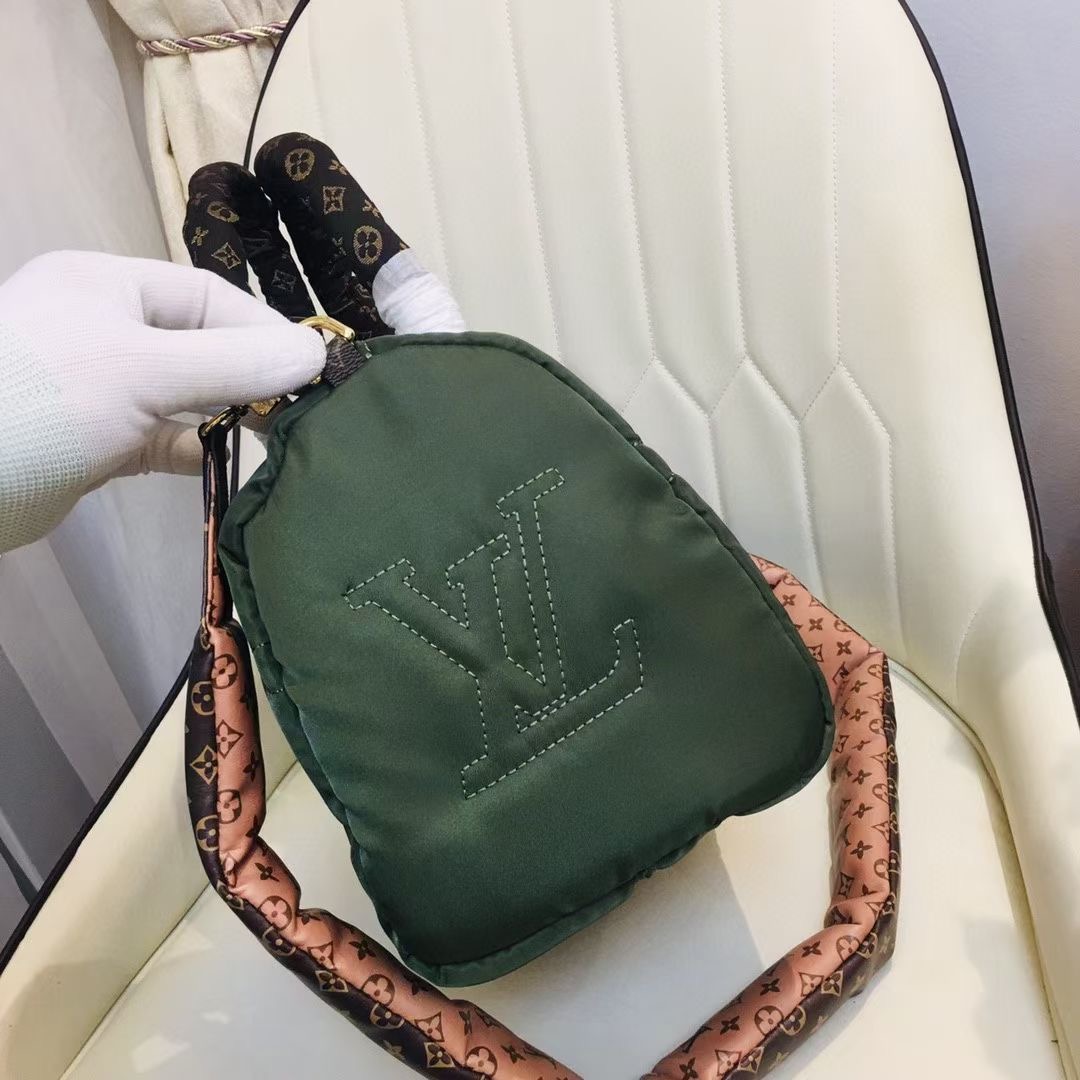 Louis Vuitton SPEEDY BANDOULIERE 30 M59008