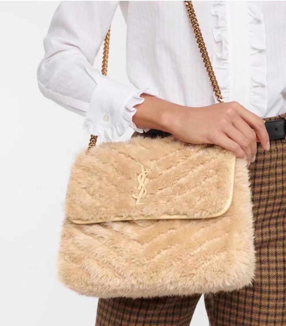 Yves Saint Laurent PUFFER BAG IN Rabbit fur Y653155 NATURAL BEIGE