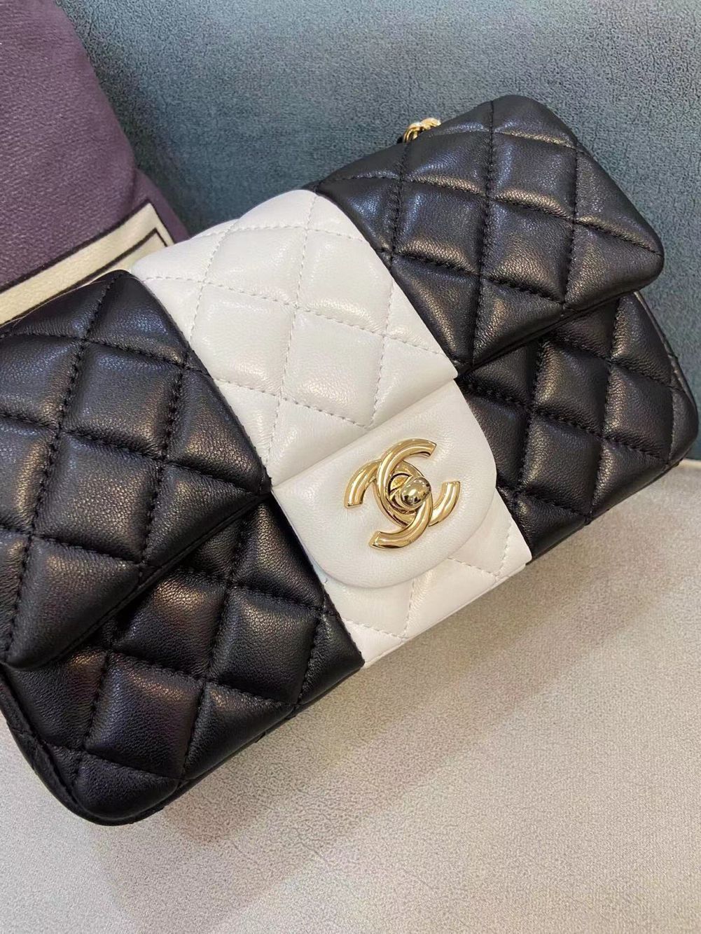 Chanel Classic Flap Shoulder Bag Original Sheepskin leather A01116 Black&White