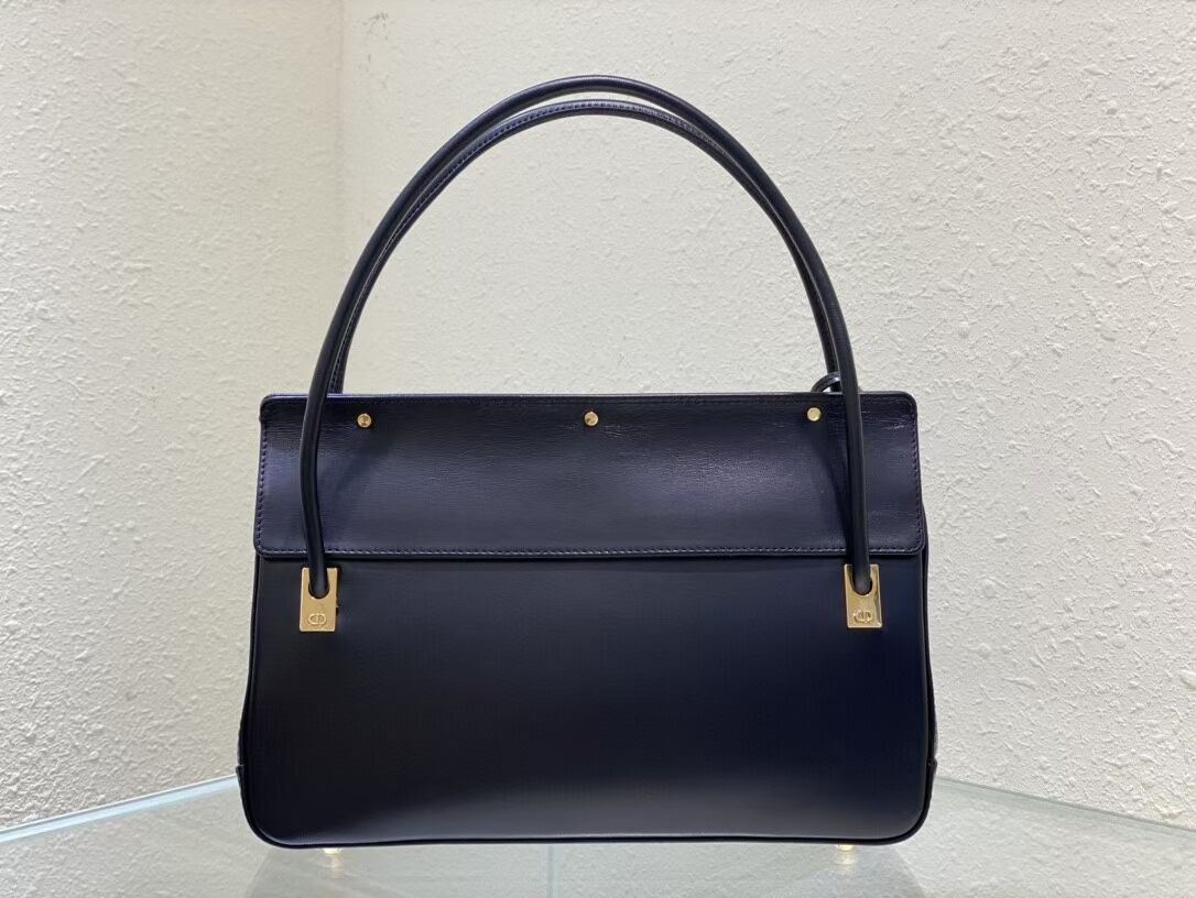 MEDIUM DIOR Shoulder Bag Calfskin C0701 black