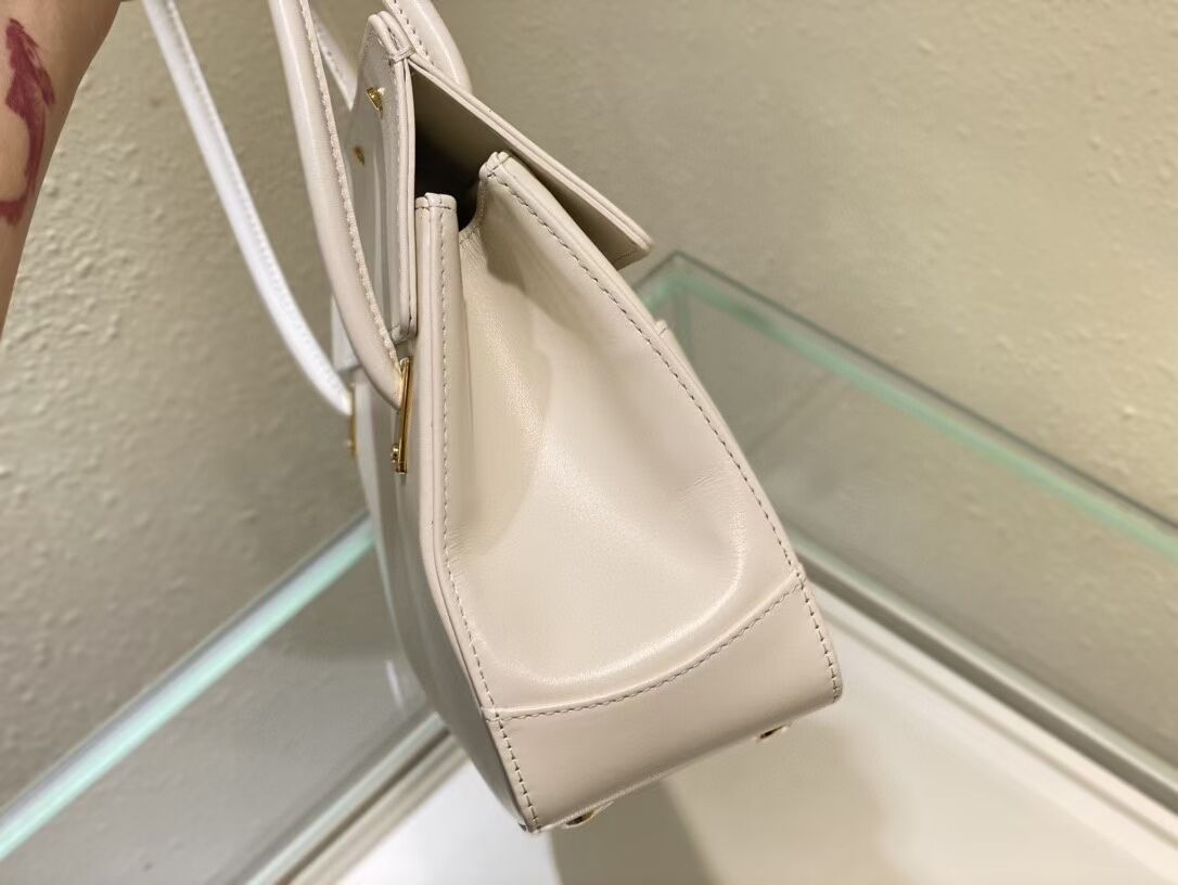 MEDIUM DIOR Shoulder Bag Calfskin C0701 white