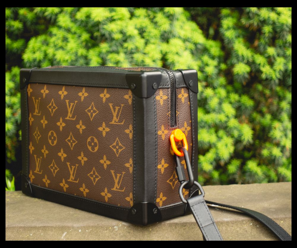 Louis Vuitton Monogram Canvas PETITE MALLE M20233 black