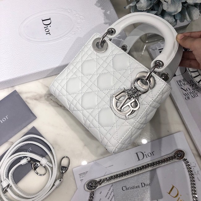 MINI LADY DIOR BAG Lambskin M0566OW white&silver