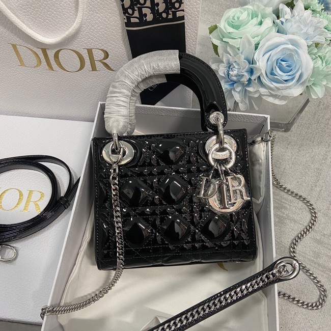 MINI LADY DIOR BAG Patent Cannage Calfskin M0566OW black&silver