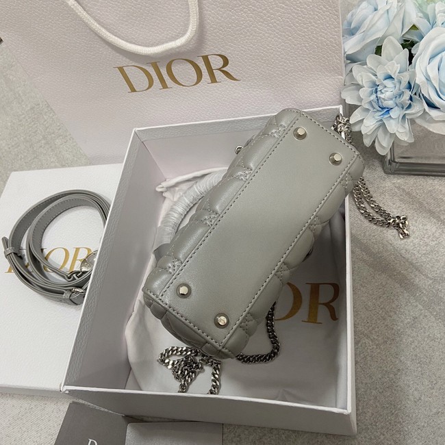 MINI LADY DIOR BAG Patent Cannage Calfskin M0566OW gray&silver
