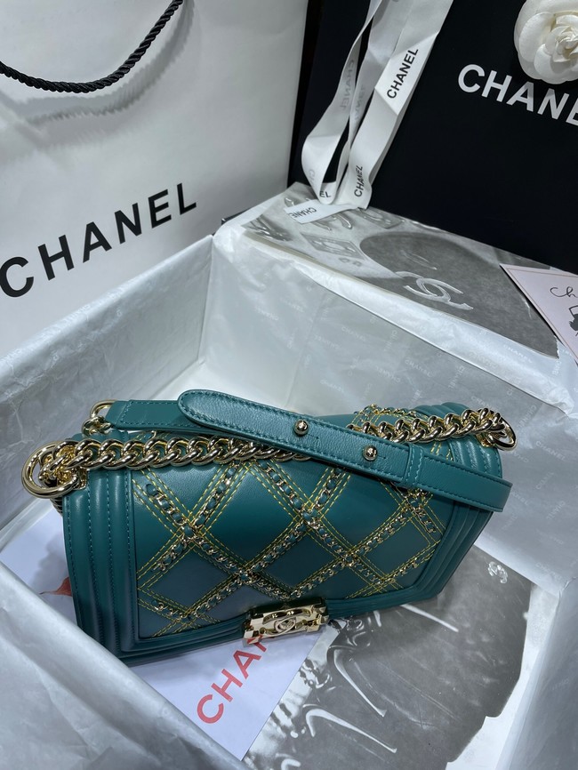 BOY CHANEL Handbag Crumpled Calfskin & Gold-Tone Metal A67086 green